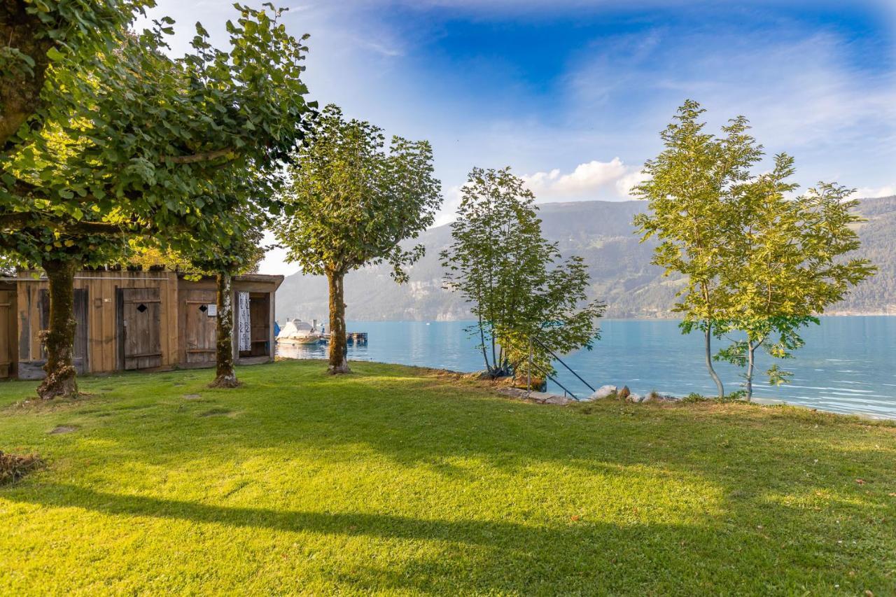 Strandhuesli Directly On Lake Thun Därligen 외부 사진