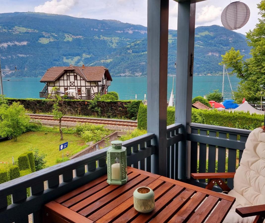 Strandhuesli Directly On Lake Thun Därligen 외부 사진